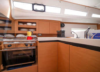 Alquilar velero en Porto Olbia - Sun Odyssey 380