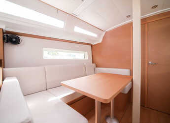 Alquilar velero en Porto Olbia - Sun Odyssey 380