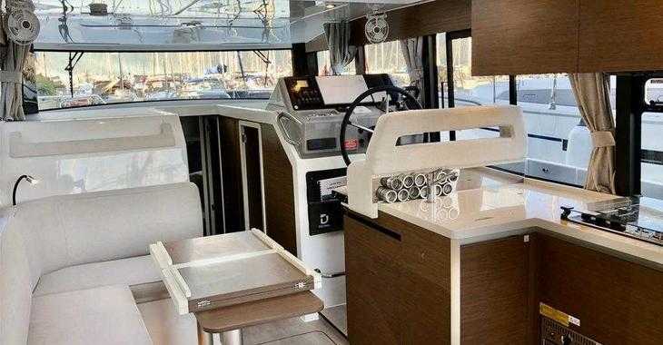 Chartern Sie motorboot in Ece Marina - Delphia 11 Sedan