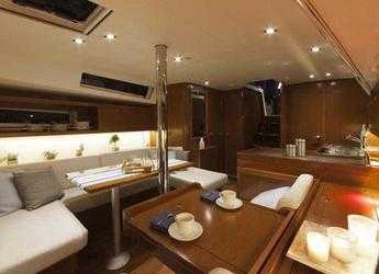 Chartern Sie segelboot in Korfos Port - Bavaria 41