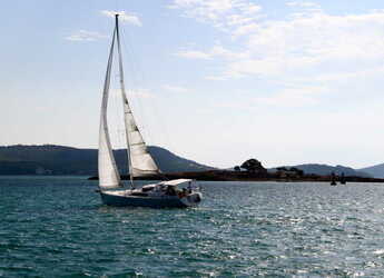 Rent a sailboat in Adaköy Marina - Beneteau Oceanis 50