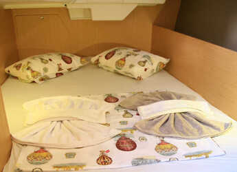 Rent a sailboat in Adaköy Marina - Beneteau Oceanis 38