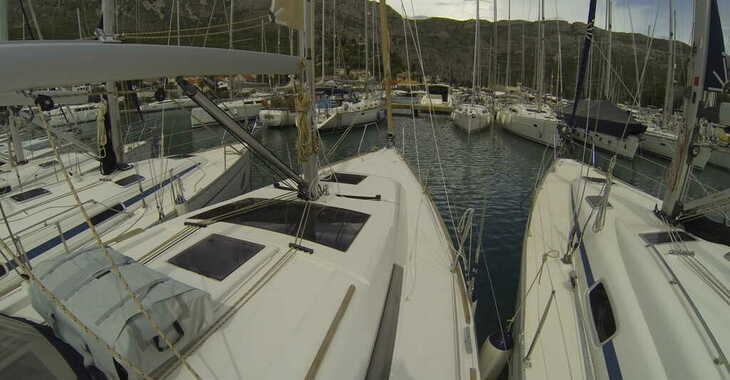 Rent a sailboat in Marina Medulin - Dufour 382 Grand Large