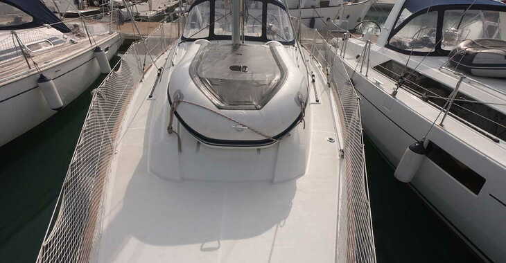 Rent a sailboat in Marina Medulin - Oceanis 35.1