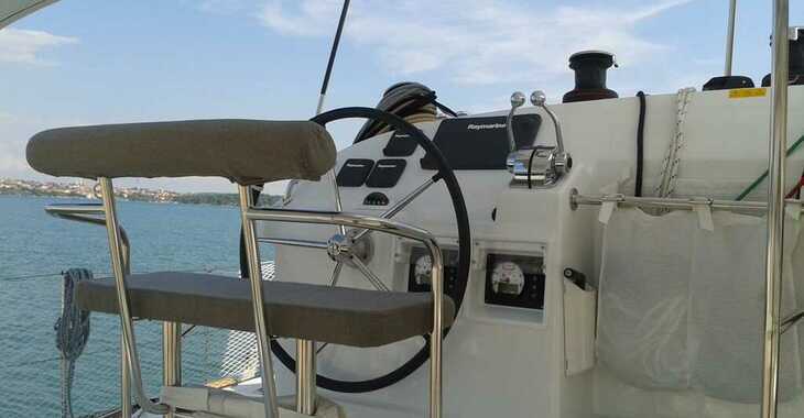 Chartern Sie katamaran in Marina Medulin - Lagoon 400 S2