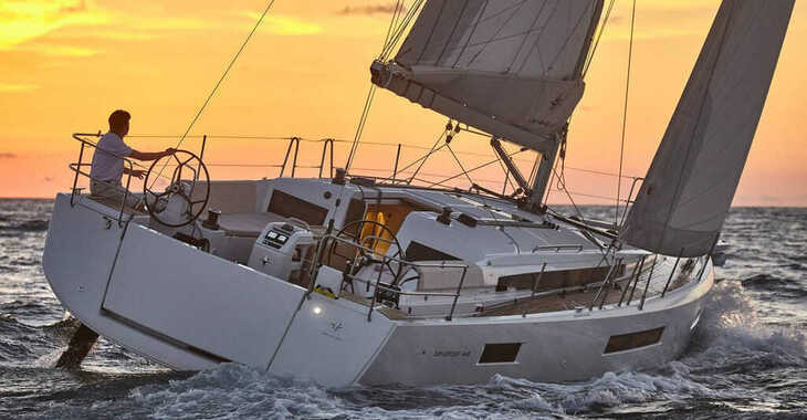 Rent a sailboat in Marina Frapa - Sun Odyssey 440