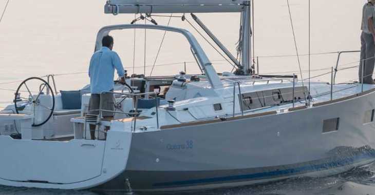 Rent a sailboat in Port of Tarragona - Beneteau Oceanis 38