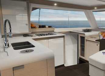 Rent a catamaran in Marina di Portorosa - Fountaine Pajot Isla 40