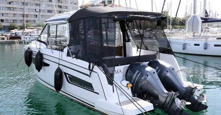 Rent a motorboat in Marina Pula (ACI Marina) - Merry Fisher 895