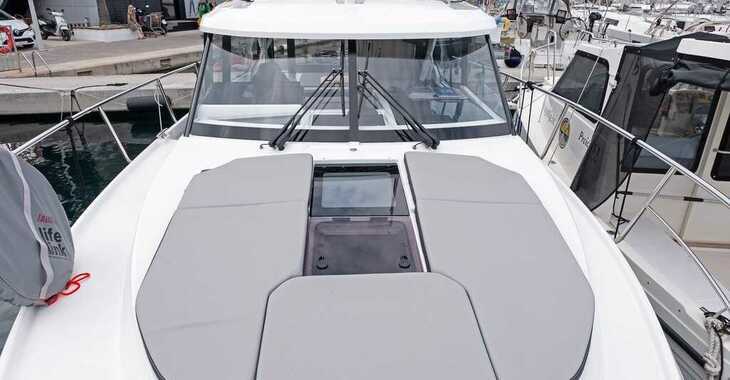 Rent a motorboat in Marina Split (ACI Marina) - Merry Fisher 1095