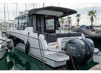 Rent a motorboat in Split (ACI Marina) - Merry Fisher 1095