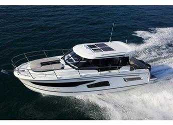 Rent a motorboat in Marina Split (ACI Marina) - Merry Fisher 1095