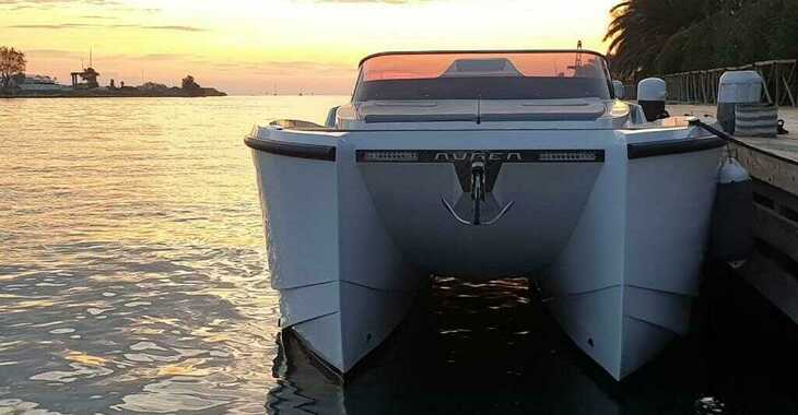 Louer catamaran à moteur à Cagliari port (Karalis) - Aurea 30 'Cabin Dream Daycruiser