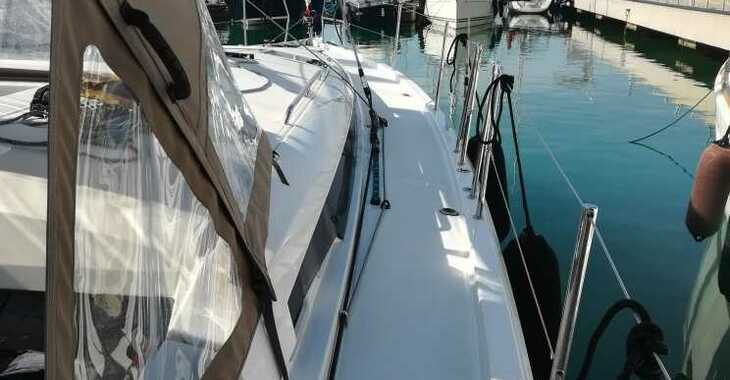 Rent a sailboat in Marina di San Vicenzo - Sun Odyssey 440