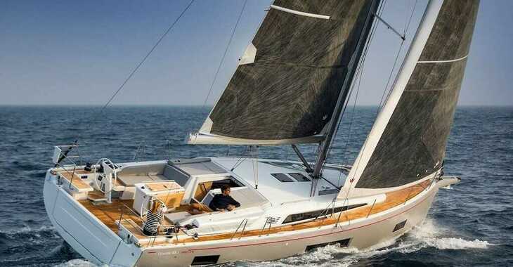 Rent a sailboat in Cala dei Sardi - Oceanis 46.1 (5 cab)
