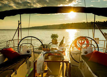 Chartern Sie segelboot in Molosiglio - Darsena Acton - Jeanneau 53