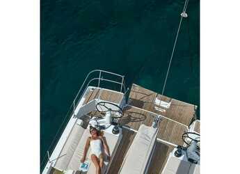 Chartern Sie segelboot in Marina Skiathos  - Sun Odyssey 490 5 cabins