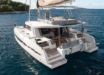 Alquilar catamarán en Marina Kremik - Cervetti 44