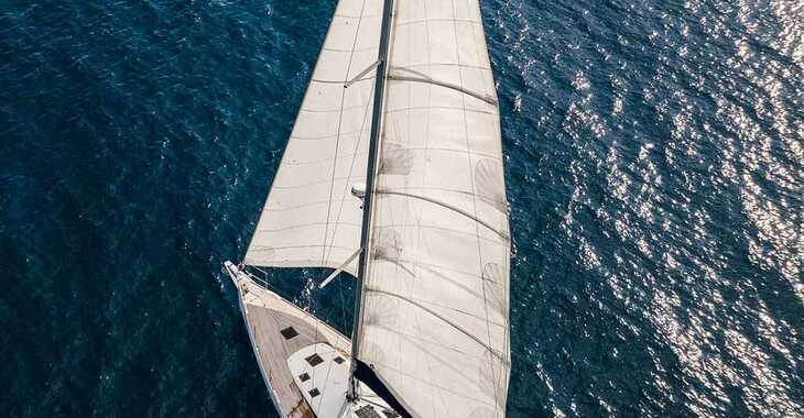 Rent a sailboat in Lavrion Marina - Sense 57