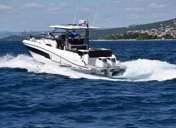 Noleggiare motorboat in Marina Tankerkomerc - Cap Camarat 10.5 WA