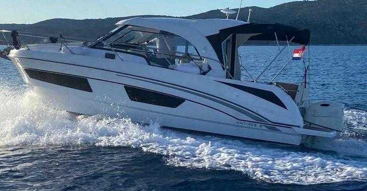 Rent a motorboat in Zadar Marina - Antares 9 OB