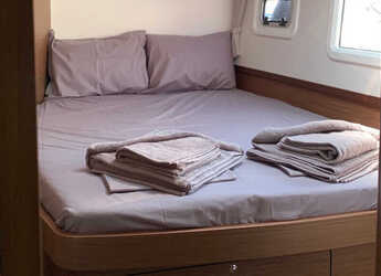 Rent a catamaran in D-Marin Marina Lefkas - Lagoon 42 (A/C, Watermaker, Gen)_12