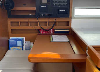 Alquilar velero en Marina Skiathos  - Sun Odyssey 440 (possible to be converted to 3 cabins)
