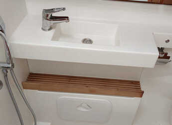 Alquilar velero en Marina Skiathos  - Sun Odyssey 440 (possible to be converted to 3 cabins)