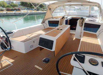 Louer voilier à Marina Skiathos  - Dufour 430