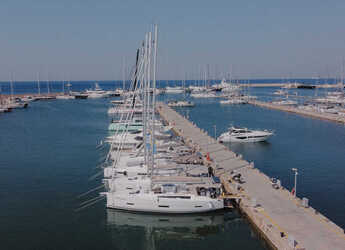 Louer voilier à Marina Skiathos  - Dufour 430