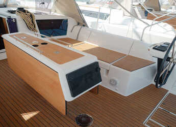 Louer voilier à Marina Skiathos  - Dufour 430