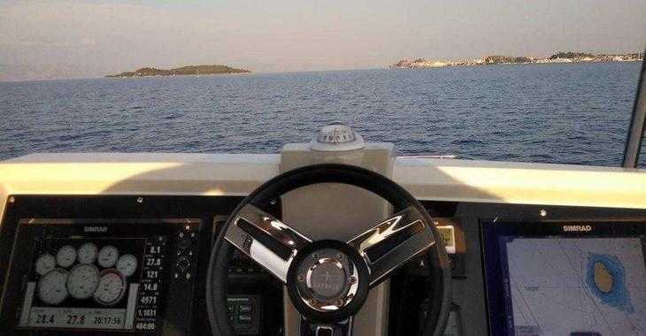 Rent a power catamaran in Lefkas Marina - Nautitech 47 Power - 4 + 2 cab.