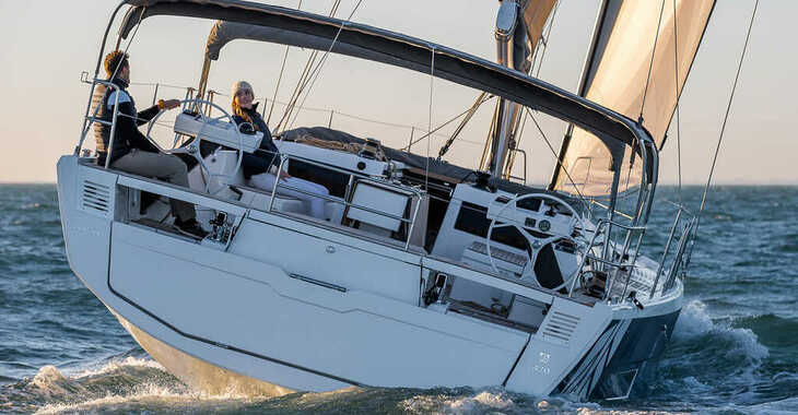 Rent a sailboat in Veruda Marina - Dufour 470 Grand Large