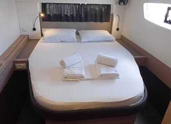 Louer catamaran à Lavrion Marina - Fountaine Pajot Astrea 42