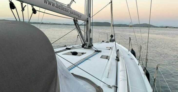 Rent a sailboat in Nikiana Marina - Oceanis 40.1