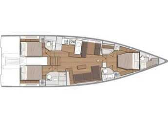 Alquilar velero en Lavrion Marina - First 53