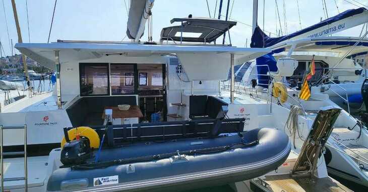 Rent a catamaran in Nikiana Marina - Isla 40