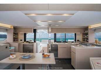 Alquilar catamarán en Marina Zeas - Lagoon 46  facelift