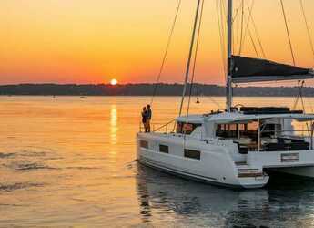 Rent a catamaran in Marina Zeas - Lagoon 46  facelift