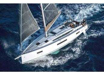 Rent a sailboat in Porto Capo d'Orlando Marina - Sun Odyssey 410