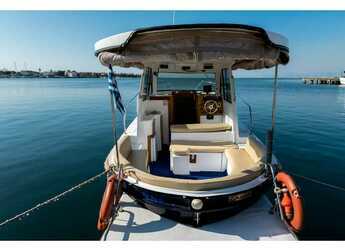 Rent a motorboat in Keramoti Marina - Rasker Sloop 7.1