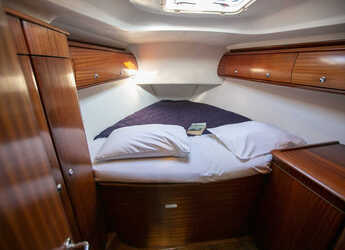 Rent a sailboat in Keramoti Marina - Bavaria 44