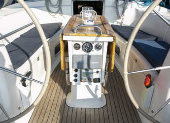 Rent a sailboat in Keramoti Marina - Bavaria 44