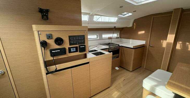 Chartern Sie segelboot in Keramoti Marina - Sun Odyssey 490
