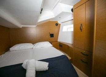 Rent a sailboat in Keramoti Marina - Jeanneau 54