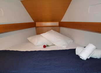 Rent a sailboat in Keramoti Marina - Sun Odyssey 439