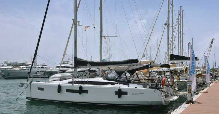Rent a sailboat in Marina Port de Mallorca - Sun Odyssey 410