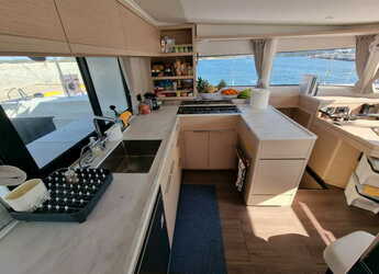 Rent a catamaran in Marina di Portisco - Lagoon 46