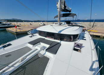 Rent a catamaran in Marina di Portisco - Lagoon 46