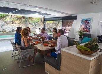 Rent a catamaran in Fort Burt Marina - Bali 5.4.